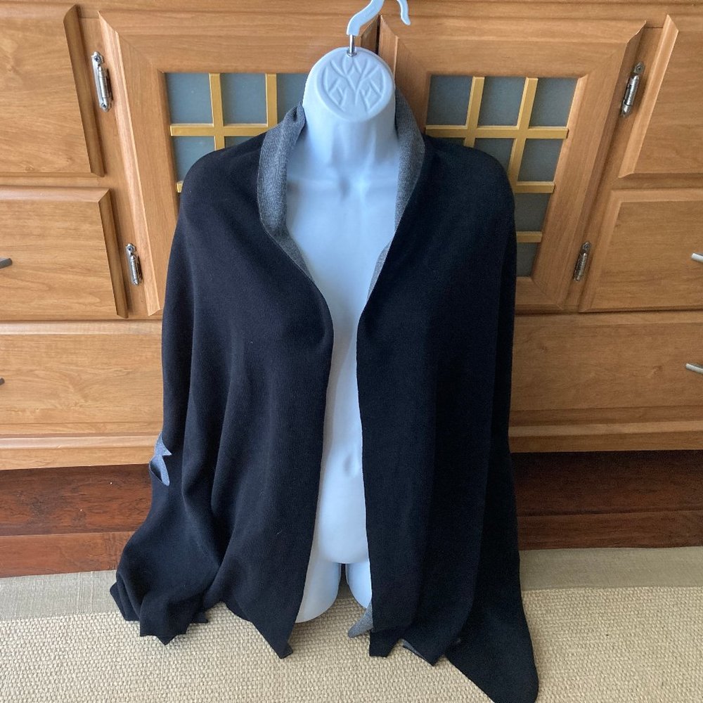 Chico's Black Gray Reversible Ruana Poncho Cape Style Sweater OS